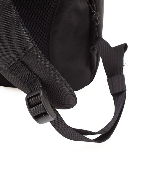 THE NORTH FACE（ザノースフェイス）の「(THE NORTH FACE)BOULDER TOTE PACK（トートバッグ・レディース・ブラック・ONE SIZE）」の10枚目の写真