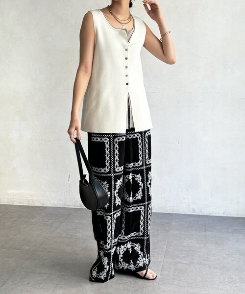 DouDou（ドゥドゥ）の「【WEB限定】エンブロイダリーパンツ（その他パンツ・レディース・ブラック/オフホワイト・FREE）」の14枚目の写真