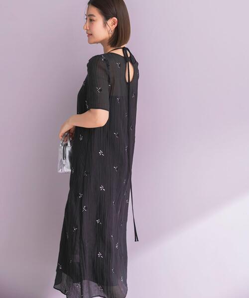 URBAN RESEARCH ROSSO WOMEN(アーバンリサーチ ロッソ)の「kaene ビジューチュールホルターネックドレス(ワンピース・レディース・ブラック・SMALL)」の17枚目の写真