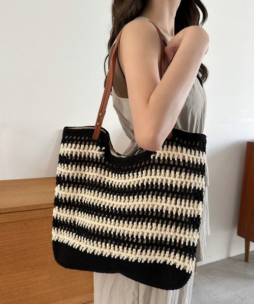 Eclat one(エクラワン)の「【Eclat one】ナチュラル クロシェ編み メッシュ トート バッグ(かごバッグ・レディース・ベージュ/ブラック×ホワイト/オフホワイト・FREE)」の15枚目の写真