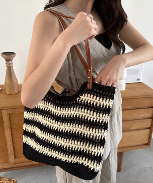 Eclat one(エクラワン)の「【Eclat one】ナチュラル クロシェ編み メッシュ トート バッグ(かごバッグ・レディース・ベージュ/ブラック×ホワイト/オフホワイト・FREE)」の8枚目の写真