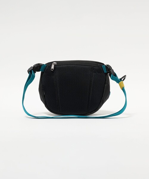 Columbia（コロンビア）の「【WEB限定】＜Columbia＞ショルダーバッグ（3L） / キッズ（ショルダーバッグ・キッズ・その他1/ブラック・FREE）」の4枚目の写真