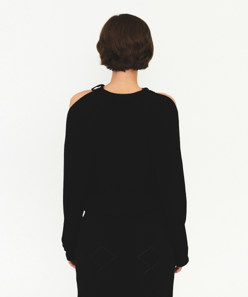 DIAGONAL(ダイアゴナル)の「RIBBON STRAP HOLE KNIT (black)(ニット/セーター・レディース・その他・FREE)」の3枚目の写真