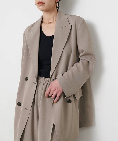 Whim Gazette(ウィムガゼット)の「ツイルダブルブレストジャケット(テーラードジャケット・レディース・グレー/ベージュ・FREE)」の13枚目の写真