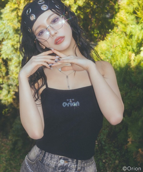 SPIRALGIRL（スパイラルガール）の「【Orion/オリオン】ラインストーンロゴパイルキャミソール（キャミソール・レディース・ベージュ/ブラック・FREE）」の2枚目の写真