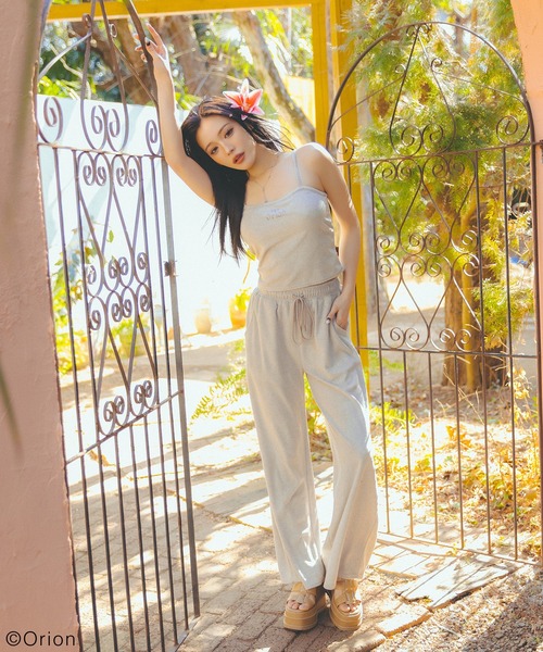 SPIRALGIRL（スパイラルガール）の「【Orion/オリオン】ラインストーンロゴパイルキャミソール（キャミソール・レディース・ベージュ/ブラック・FREE）」の17枚目の写真