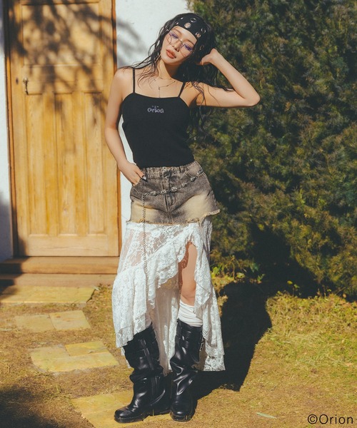 SPIRALGIRL（スパイラルガール）の「【Orion/オリオン】ラインストーンロゴパイルキャミソール（キャミソール・レディース・ベージュ/ブラック・FREE）」の9枚目の写真