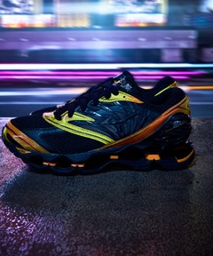 PUMA プーマ ユニセックス PUMA x ポケモン ブラッキー フェード