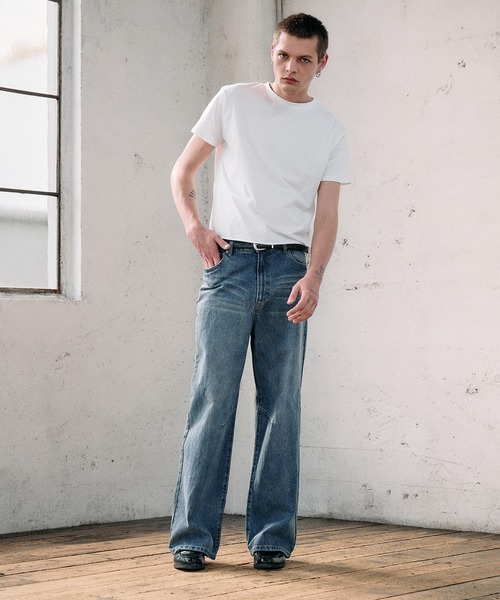 Regen Glanz(レーゲングランツ)の「articulated narrow flared denim pants / アーティキュレイテッドナローフレアデニムパンツ(デニムパンツ・メンズ・ライトインディゴブルー/ブラック・LARGE/MEDIUM/SMALL)」の11枚目の写真