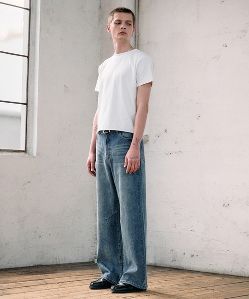 Regen Glanz(レーゲングランツ)の「articulated narrow flared denim pants / アーティキュレイテッドナローフレアデニムパンツ(デニムパンツ・メンズ・ライトインディゴブルー/ブラック・LARGE/MEDIUM/SMALL)」の8枚目の写真