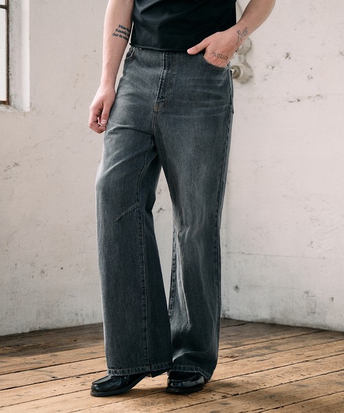 Regen Glanz(レーゲングランツ)の「articulated narrow flared denim pants / アーティキュレイテッドナローフレアデニムパンツ(デニムパンツ・メンズ・ライトインディゴブルー/ブラック・LARGE/MEDIUM/SMALL)」の21枚目の写真