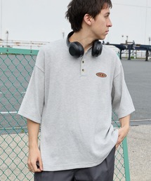 ddp（ディーディーピー）の「ddp ディーディーピー 別注 ロゴ刺繍 ヘンリーネック サーマル半袖Tシャツ<速乾>（Tシャツ/カットソー）」