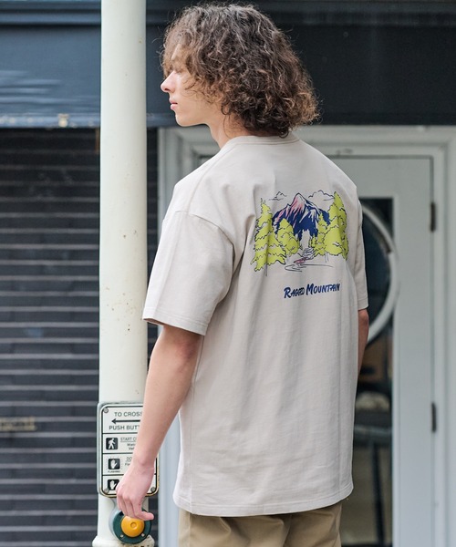 ragged mountain（ラギットマウンテン）の「【RAGGED MOUNTAIN/ラギットマウンテン】【背中で見せるバックプリント】BETHEL/べテル オーバーサイズT グラフィックＴシャツ ルーズシルエット バックプリント アウトドア キャンプ（Tシャツ/カットソー・メンズ・ベージュ/カーキ/ブラック/ホワイト・X-LARGE/LARGE/MEDIUM）」の18枚目の写真