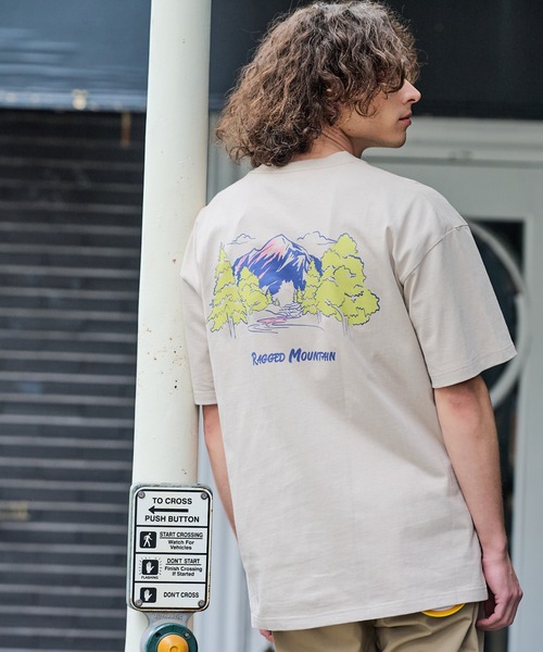 ragged mountain（ラギットマウンテン）の「【RAGGED MOUNTAIN/ラギットマウンテン】【背中で見せるバックプリント】BETHEL/べテル オーバーサイズT グラフィックＴシャツ ルーズシルエット バックプリント アウトドア キャンプ（Tシャツ/カットソー・メンズ・ベージュ/カーキ/ブラック/ホワイト・X-LARGE/LARGE/MEDIUM）」の22枚目の写真