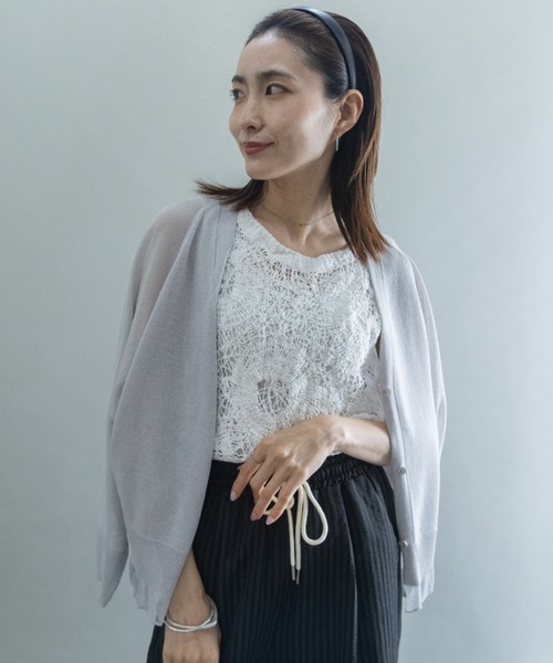 lodie（ロディ）の「裾チュール　シアーニットカーデ（カーディガン/ボレロ・レディース・グリーン/ブラック/オフホワイト/グレー/レッド・FREE）」の6枚目の写真