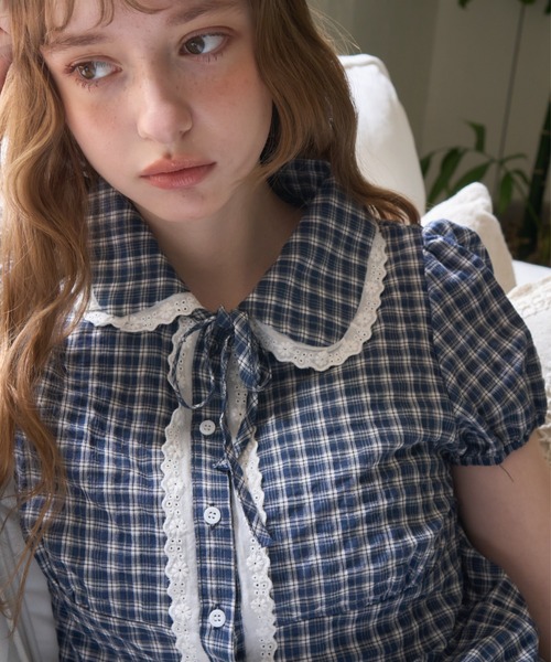 Birthday room(バースデイルーム)の「パフスリーブチェックBL/Puff Sleeve Checkered Blouse(シャツ/ブラウス・レディース・ホワイト/ネイビー・FREE)」の1枚目の写真