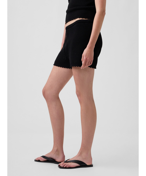 GAP(ギャップ)の「コットン100% クロシェ イージーショートパンツ(その他パンツ・レディース・ブラック/アイボリー・XS/S/M/L/XXS)」の10枚目の写真