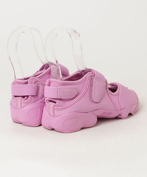 NIKE（ナイキ）の「NIKE WMNS AIR RIFT NEO IV6058-500（スニーカー・メンズ・ピンク・25cm/24cm/23cm/22cm）」の2枚目の写真