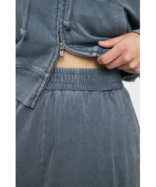 MOUSSY(マウジー)の「【セットアップ対応】GARMENT スウェットパンツ(スウェットパンツ・レディース・ブルー/ライトブラック・1/2)」の8枚目の写真