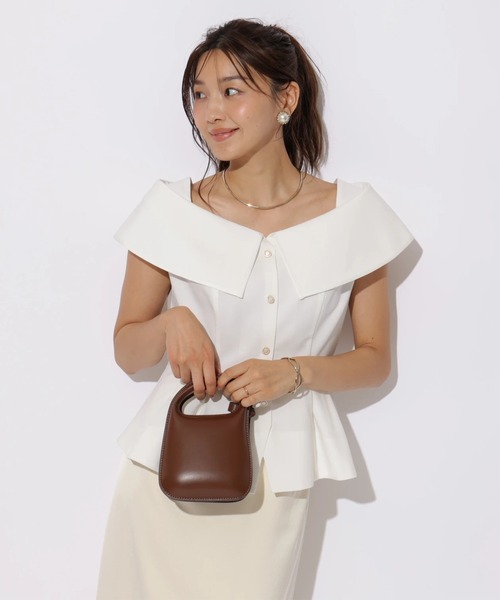 JUSGLITTY(ジャスグリッティー)の「ショートペプラムジレブラウス(シャツ/ブラウス・レディース・ブラック/オフホワイト・2/1)」の9枚目の写真