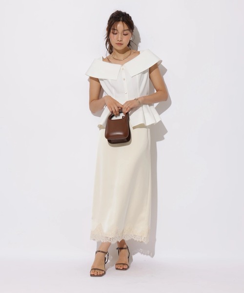 JUSGLITTY(ジャスグリッティー)の「ショートペプラムジレブラウス(シャツ/ブラウス・レディース・ブラック/オフホワイト・2/1)」の12枚目の写真