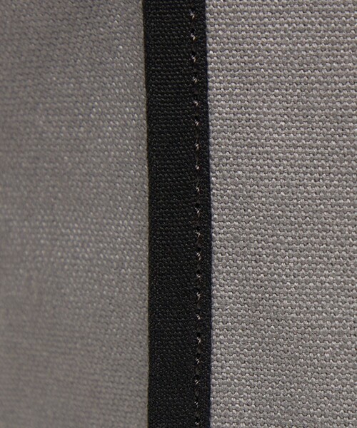 To b. by agnes b.(トゥービーバイアニエスベー)の「<To b. by agnes b.コラボ>トートバッグ(ミニ)(トートバッグ・レディース・ワインレッド/ブラック/グレー・FREE)」の16枚目の写真