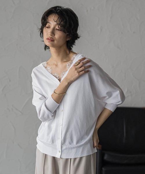 MAYSON GREY(メイソングレイ)の「2WAYレースネックニットプルオーバー(ニット/セーター・レディース・ホワイト/ブラック・M)」の9枚目の写真