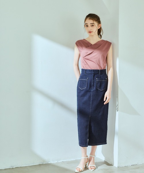 12Twelve Agenda(トゥエルブ アジェンダ)の「撥水アシメタックVネックカットソープルオーバー(Tシャツ/カットソー・レディース・ブラウン/ブラック/ピンク・M)」の17枚目の写真