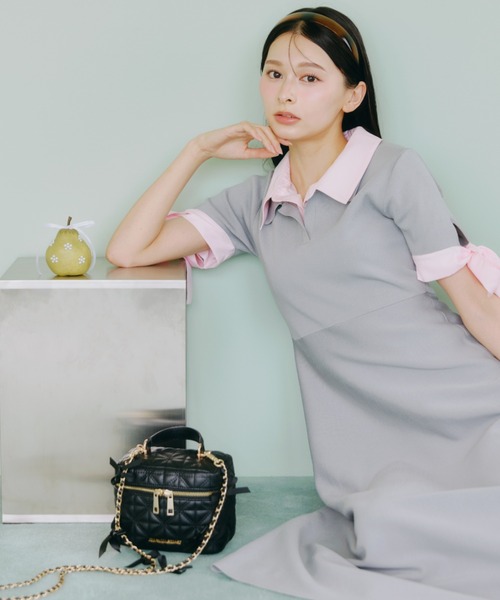 JILL by JILL STUART(ジルバイジルスチュアート)の「<RIBBONシリーズ>チェーンリボンバニティ(ショルダーバッグ・レディース・ブラック/ピンク・FREE)」の6枚目の写真