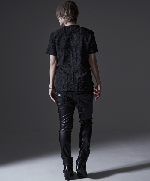 CavariA(キャバリア)の「『CavariA/キャバリア』汚し加工ジグザグケーブル半袖クルーネックTEE(Tシャツ/カットソー・メンズ・グレー/ネイビー/ブラック・L/XL/M)」の7枚目の写真