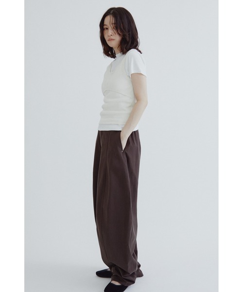 ANF.MUU(アンフムー)の「ソフトスラブジャージーTシャツ(Tシャツ/カットソー・レディース・ネイビー/イエロー/ブラック/ホワイト・FREE)」の16枚目の写真