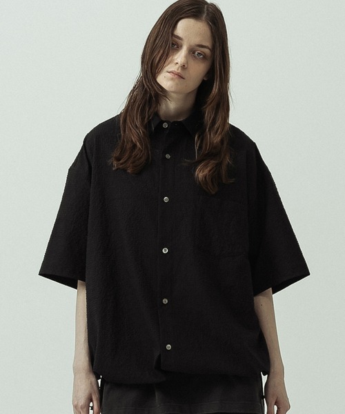 SLICK(スリック)の「【ZOZO限定】SLICK/スリック/Seersucker Gingham Check Drawstring Short Sleeve Shirt/シアサッカーギンガムチェックドローストリングショートスリーブシャツ(シャツ/ブラウス・メンズ・ライトグレー/ブラック/カーキ・1/2/3)」の5枚目の写真