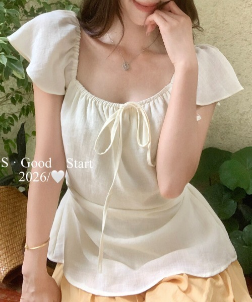 AMAJI(アマジ)の「カットアウト ギャザー トップス(Tシャツ/カットソー・レディース・ライトピンク/ベージュ/イエロー・SMALL/MEDIUM/LARGE)」の2枚目の写真