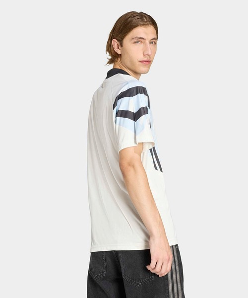 adidas(アディダス)の「adidas/ サンティアゴ AOP インフィル ジャージ / GY297,KE2154 秋服 冬服(Tシャツ/カットソー・メンズ・ホワイト・XL/L/M)」の3枚目の写真