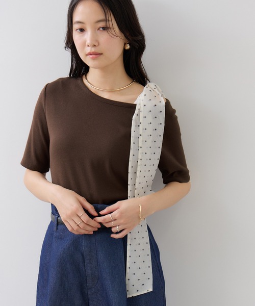 VIS(ビス)の「肩リボンTシャツ(Tシャツ/カットソー・レディース・ブラック/サックスブルー/ダークブラウン/キナリ・FREE)」の19枚目の写真