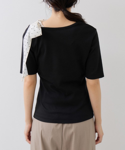 VIS(ビス)の「肩リボンTシャツ(Tシャツ/カットソー・レディース・ブラック/サックスブルー/ダークブラウン/キナリ・FREE)」の11枚目の写真