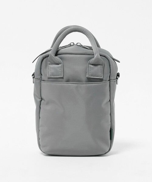 green label relaxing（グリーンレーベルリラクシング）の「EVERY 2WAY ミニ ショルダー バッグ V2 -撥水-（ショルダーバッグ・メンズ・ブラック/グレー系/ダークグレー/ライム・FREE）」の3枚目の写真