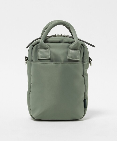 green label relaxing（グリーンレーベルリラクシング）の「EVERY 2WAY ミニ ショルダー バッグ V2 -撥水-（ショルダーバッグ・メンズ・ブラック/グレー系/ダークグレー/ライム・FREE）」の4枚目の写真
