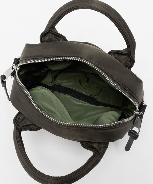 green label relaxing（グリーンレーベルリラクシング）の「EVERY 2WAY ミニ ショルダー バッグ V2 -撥水-（ショルダーバッグ・メンズ・ブラック/グレー系/ダークグレー/ライム・FREE）」の22枚目の写真