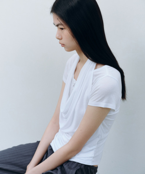CACELE(カッセル)の「2WAY HALTER NECK T-SHIRT, WHITE(Tシャツ/カットソー・レディース・その他・FREE)」の1枚目の写真