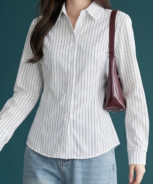 umune(ウムネ)の「バックレースアップストライプシャツ 長袖 レギュラーカラー シャツブラウス 細ストライプ ウエストシェイプ 美シルエット きれいめ オフィスカジュアル(シャツ/ブラウス・レディース・サックスブルー/ホワイト×ブラック/オフホワイト・FREE)」の11枚目の写真
