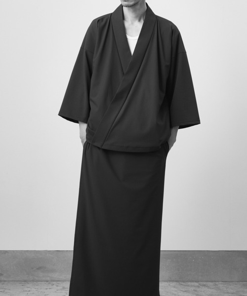 和ROBE(ワローブ)の「2026夏 WAROBE / WA Y SHIRT SUMMER(浴衣・メンズ・ブラック/オリーブ系・2/3)」の6枚目の写真
