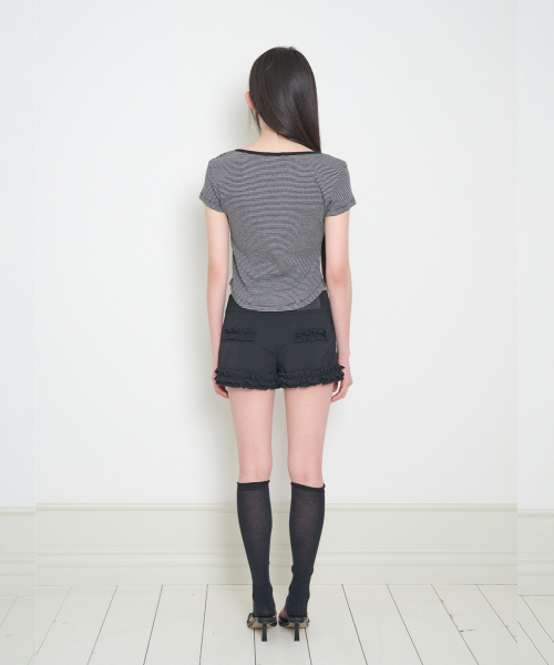 ILLIGO(イリゴ)の「129 ボタンヘンリーネックTシャツ ブラックストライプ(Tシャツ/カットソー・レディース・その他・OS)」の10枚目の写真