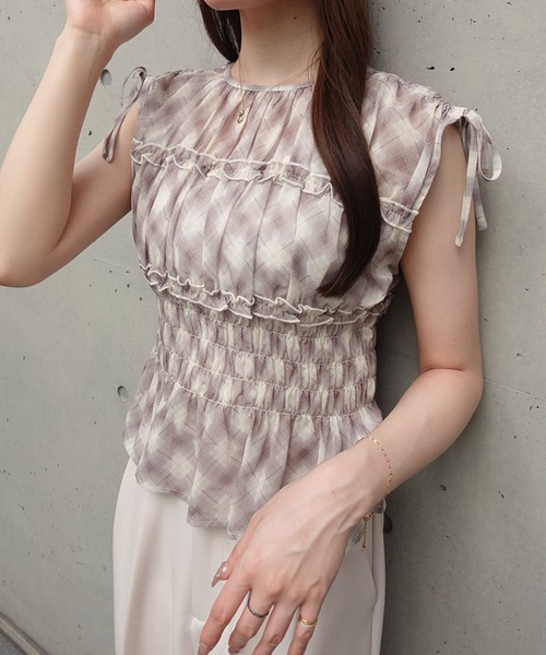 SOELA(ソエラ)の「【INGNI SOELA】チェックシャーリングブラウス/WEB限定(シャツ/ブラウス・レディース・ブラック系1/ブラウン系その他2・FREE)」の3枚目の写真