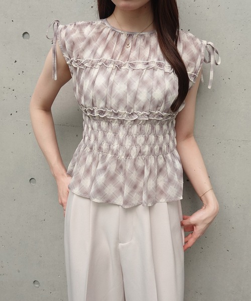 SOELA(ソエラ)の「【INGNI SOELA】チェックシャーリングブラウス/WEB限定(シャツ/ブラウス・レディース・ブラック系1/ブラウン系その他2・FREE)」の4枚目の写真
