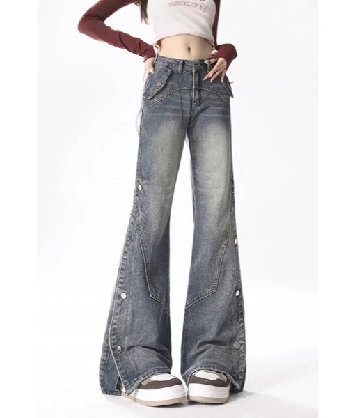 REBALANCE(リバランス)の「フレアデニムパンツ(デニムパンツ・レディース・A・LARGE/MEDIUM/SMALL)」の4枚目の写真
