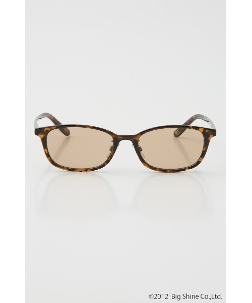 SLY(スライ)の「【noeyedia】SQUARE EYEWEAR ノーアイディアスクエアアイウェア 秋服 冬服(サングラス・レディース・ブラウン/ブラック・FREE)」の9枚目の写真