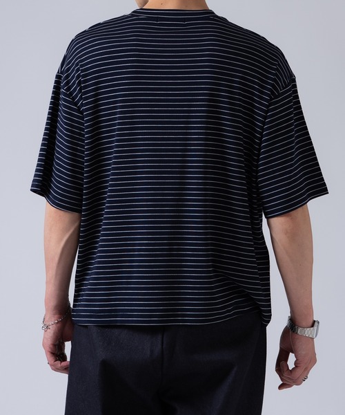 OXA(オグザ)の「ショート丈 半袖 細ボーダーTシャツ OXA(Tシャツ/カットソー・メンズ・ブラック/ネイビー/ホワイト・MEDIUM/LARGE)」の14枚目の写真
