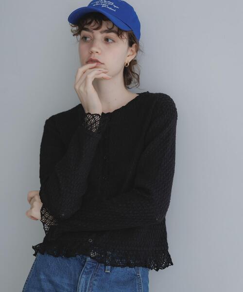URBAN RESEARCH Sonny Label(アーバンリサーチサニーレーベル)の「『WEB限定』レースシャーリングフリルカットソー(Tシャツ/カットソー・レディース・ホワイト系その他/ブラック・FREE)」の2枚目の写真