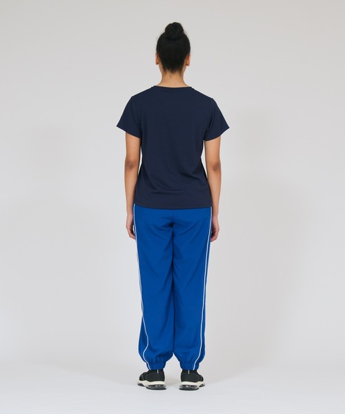 Champion(チャンピオン)の「【Champion/チャンピオン】レディース ショートスリーブTシャツ(Tシャツ/カットソー・レディース・その他35/ホワイト/ブラック・LARGE/MEDIUM)」の10枚目の写真
